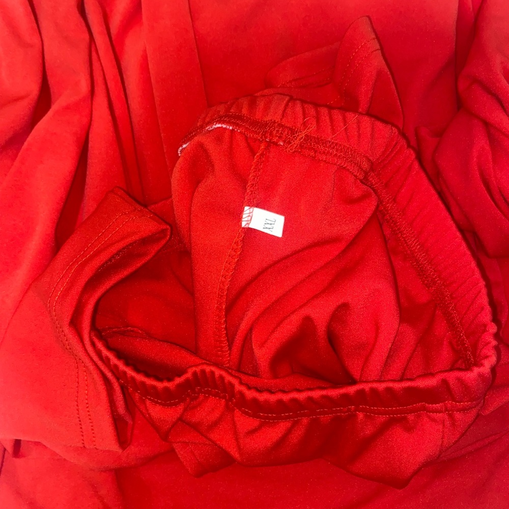 Tracksuit - Picture 6 of 9